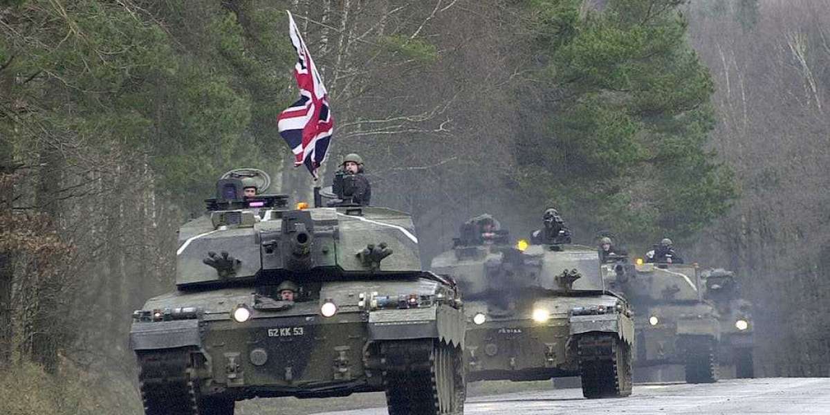 Squadron of British tanks arrive in Poland to deter Russia