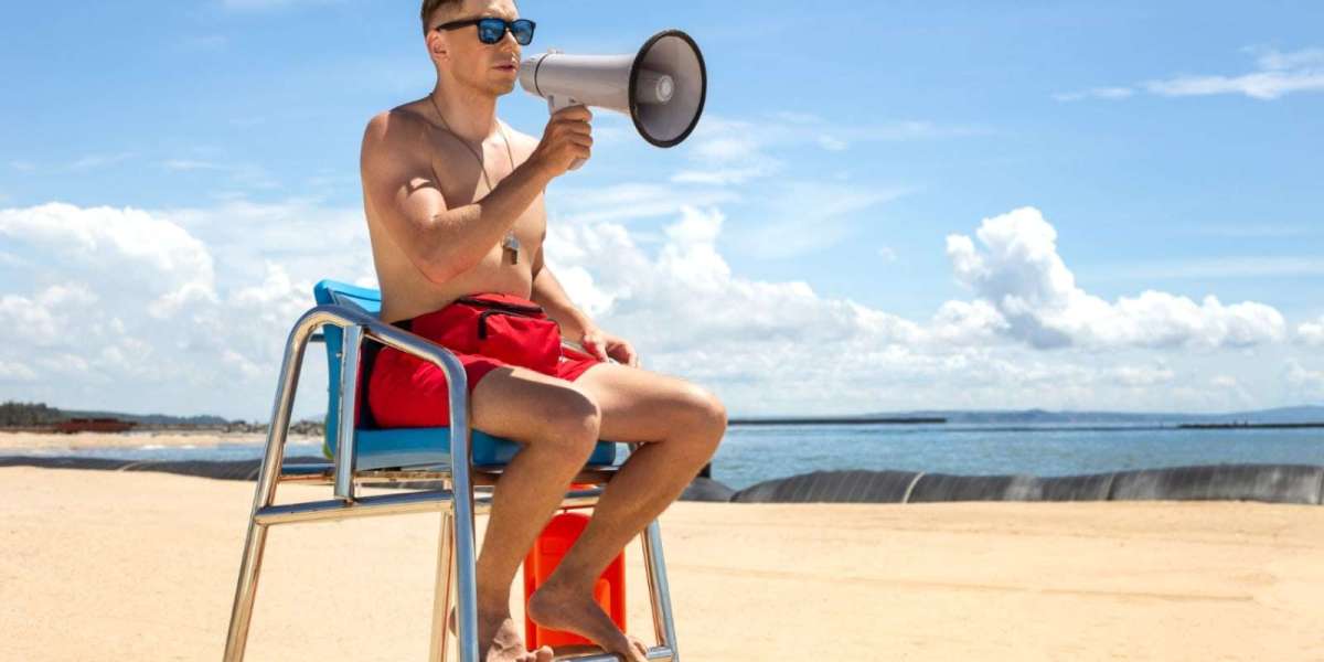 The Ultimate Guide to Enrolling in a Lifeguard Certification Near Me