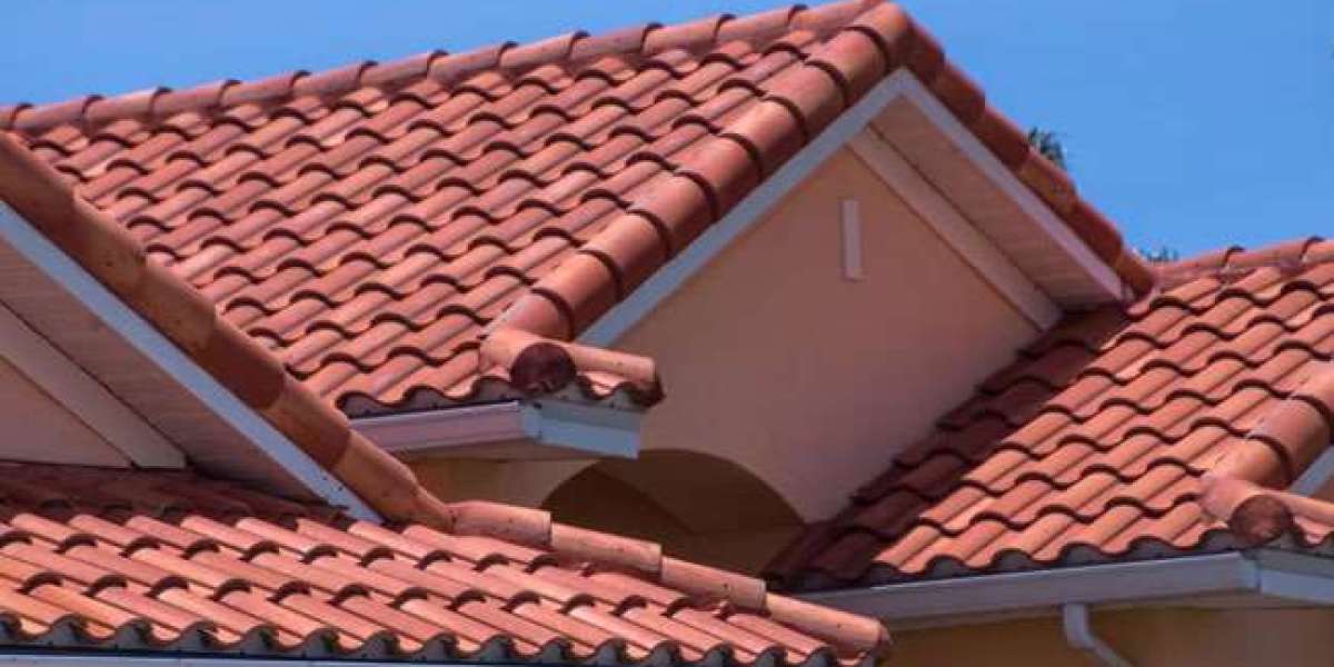 Why Hiring Professional Roofing Contractors in Irvine, CA is Essential for Your Home