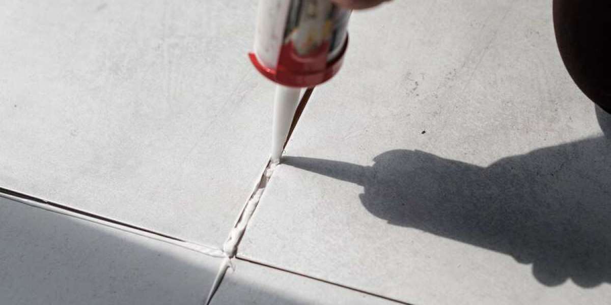 How Do Caulking Services in Melbourne Help Prevent Water Damage?