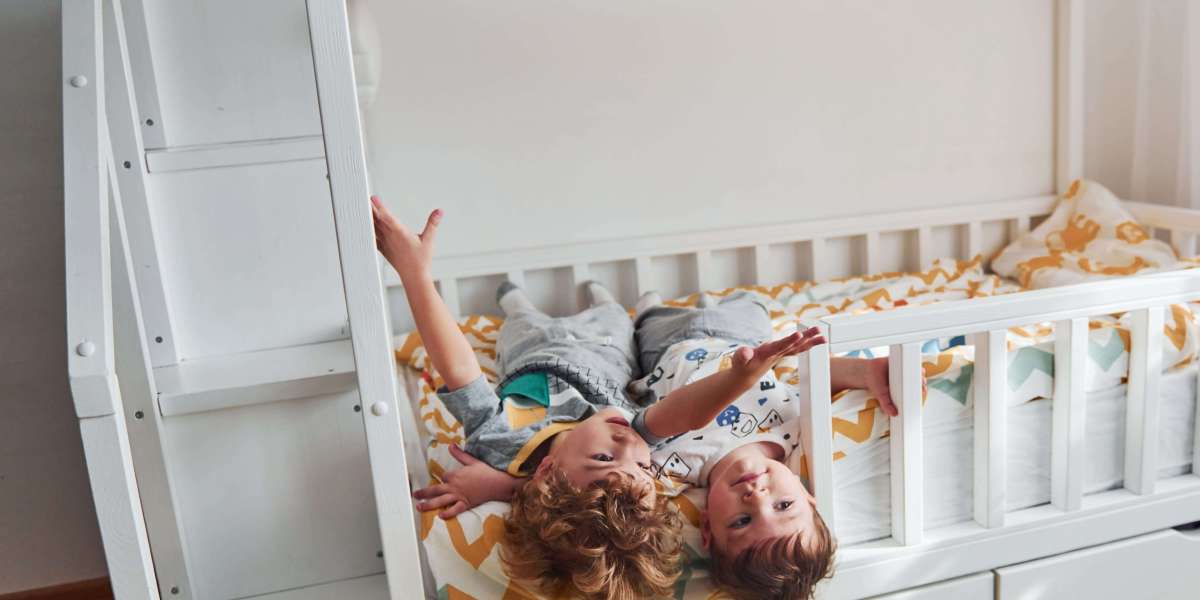 What Is Triple Sleepers' History? History Of Triple Sleepers