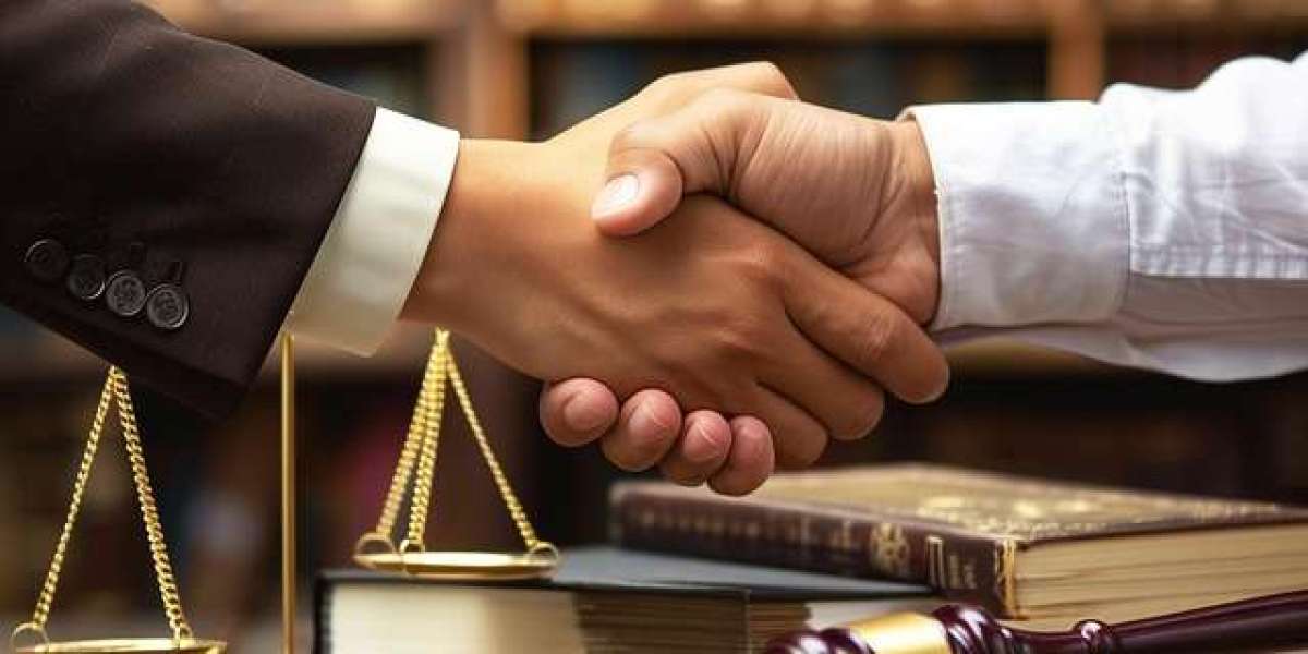 Navigate Legal Complexities with a Virtual Legal Officer or Fractional Legal Counsel