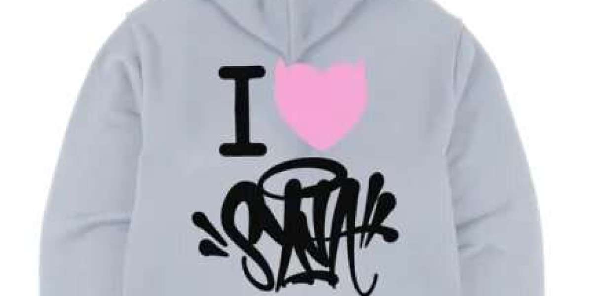  Make a Fashion Statement with syna world tracksuit