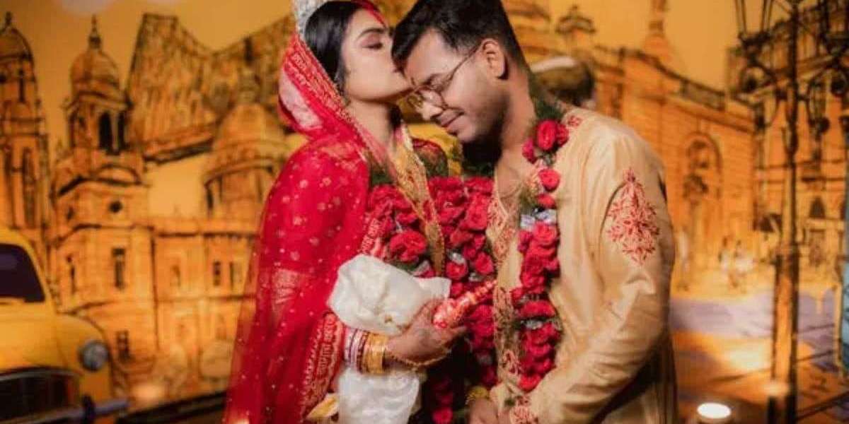 Wedding Photographers in Kolkata: Turning Moments into Memories