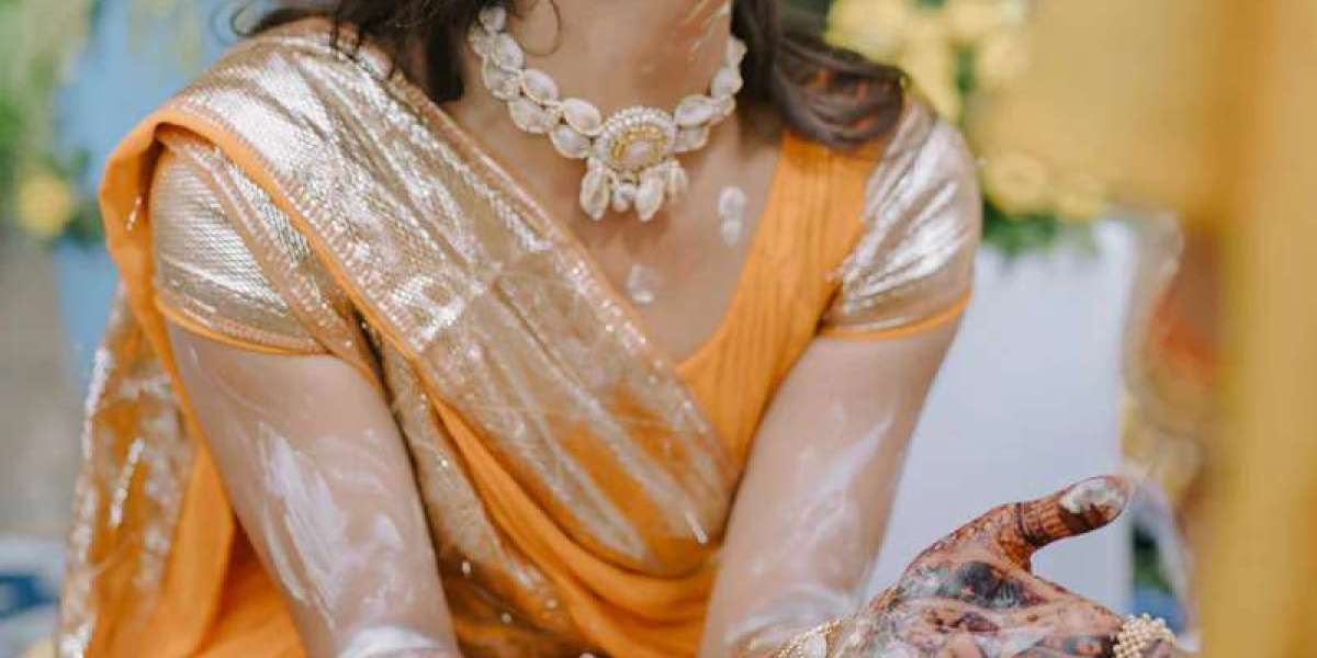 Hair Jewellery for Braids – Traditional & Bridal Styles by VAIDAAN