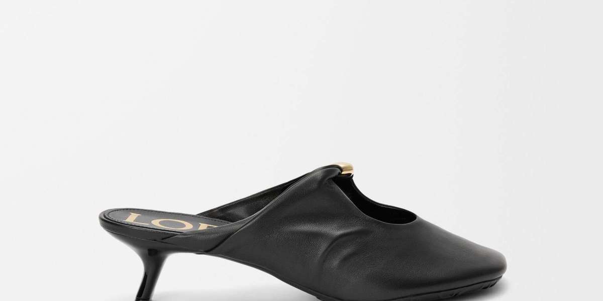 The Hottest Models Loewe On Sale