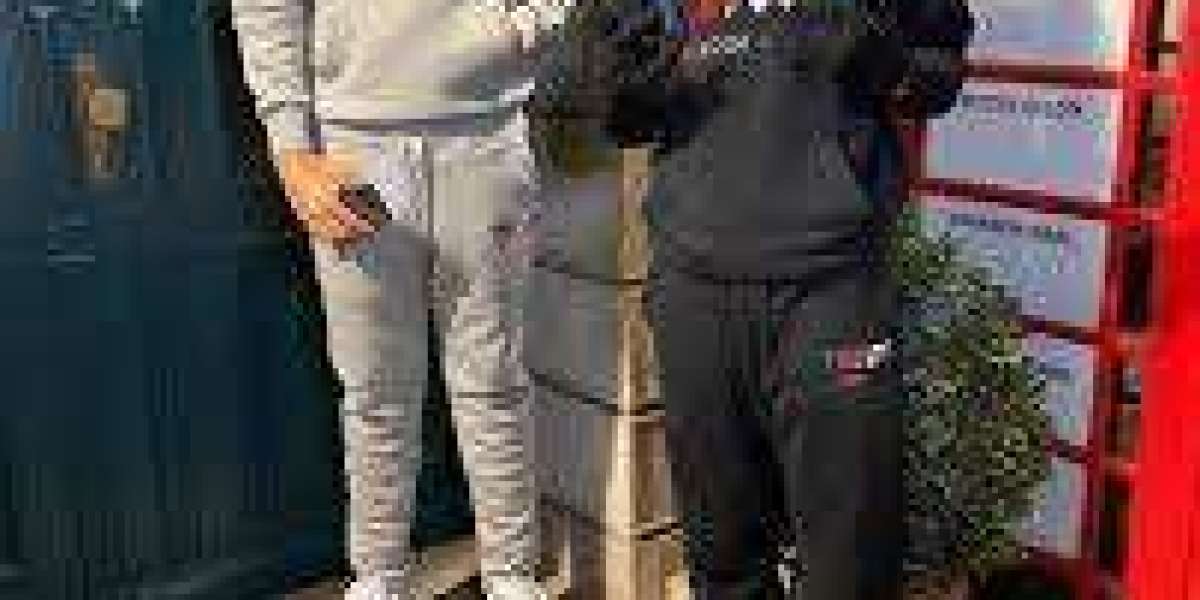 Define Your Look with Outfit Stylish Hoodie Statements
