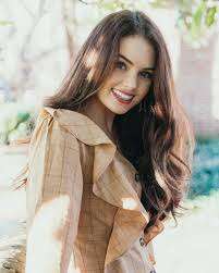 Elizabeth Thomas Profile Picture