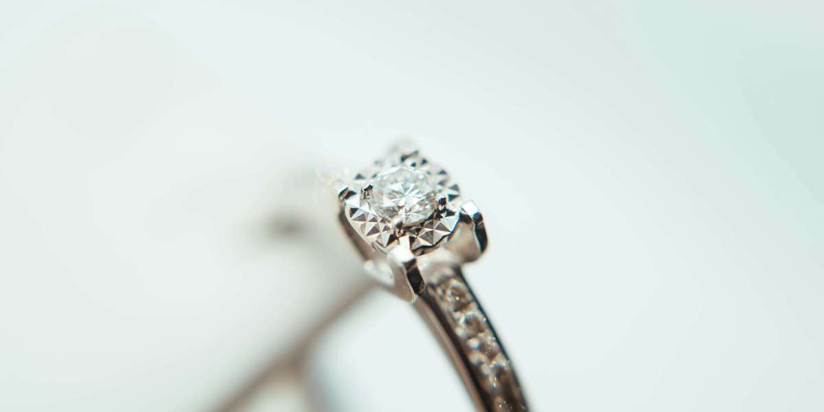 Diamond Store in Vancouver: Your Guide to Finding the Perfect Sparkle